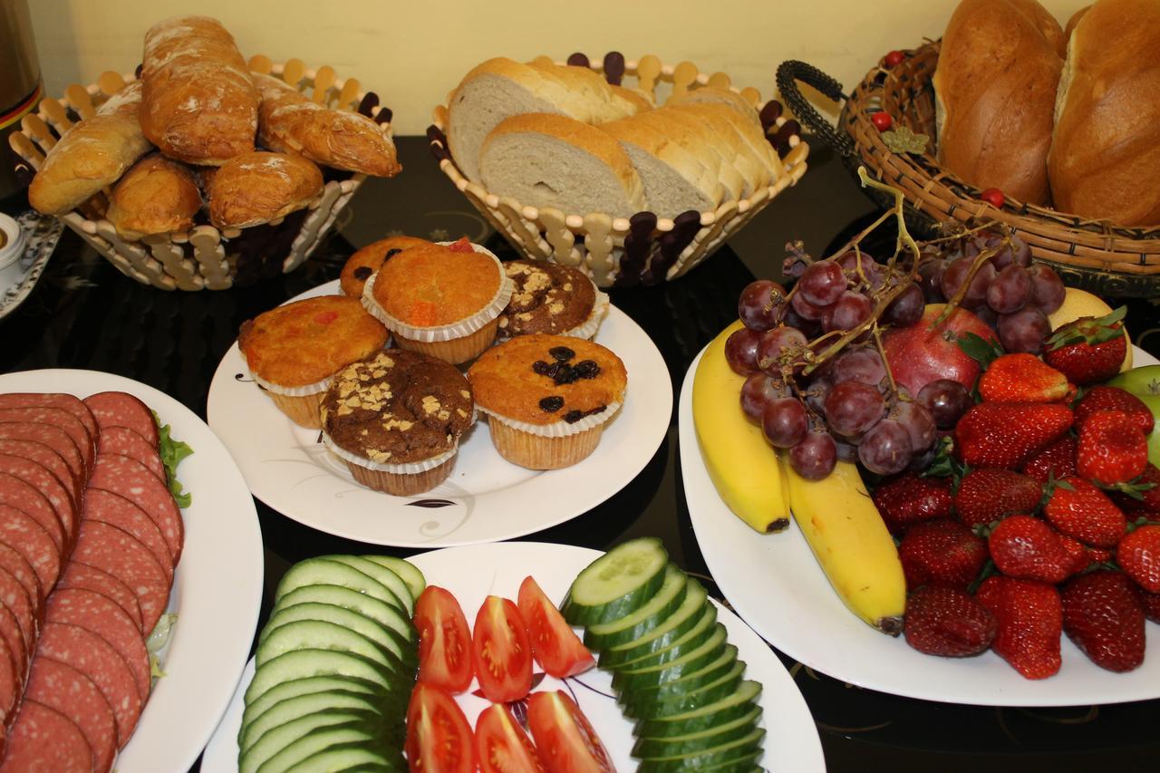 Silk Road Hotel Тбилиси Екстериор снимка