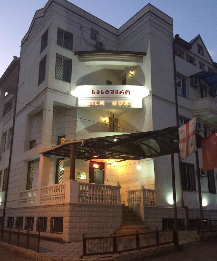 Silk Road Hotel Тбилиси Екстериор снимка