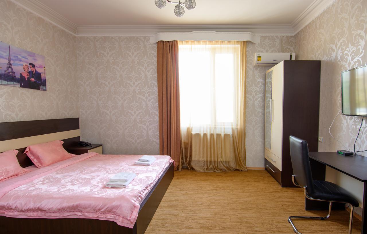 Silk Road Hotel Тбилиси Екстериор снимка