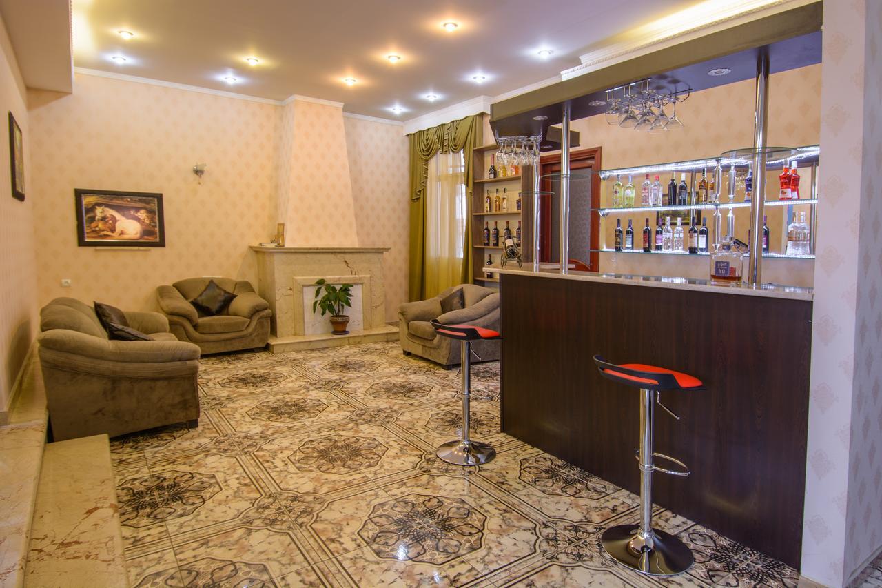 Silk Road Hotel Тбилиси Екстериор снимка