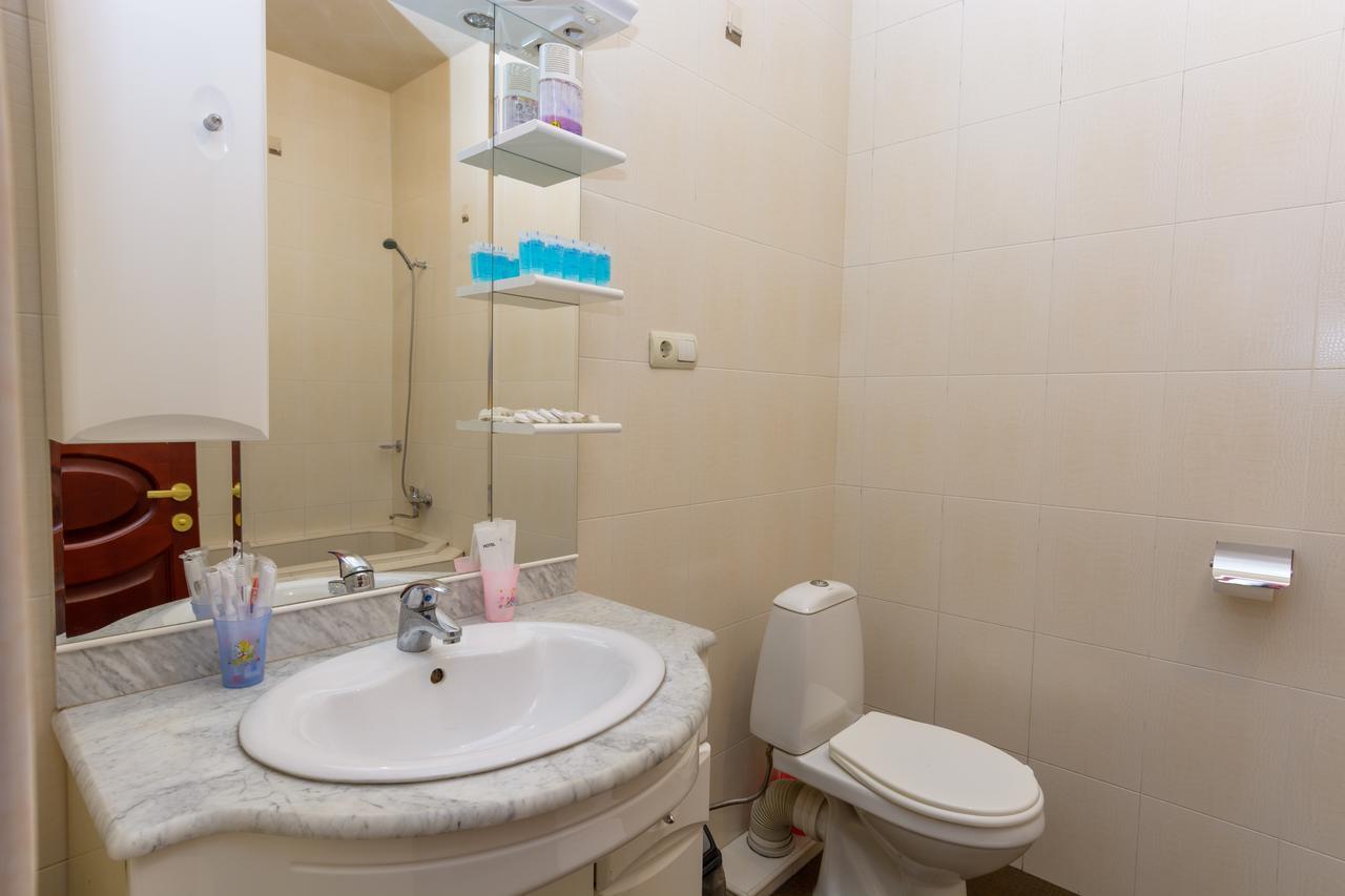 Silk Road Hotel Тбилиси Екстериор снимка